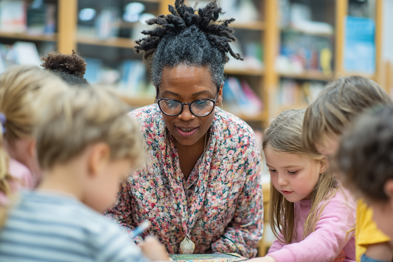 Unit Plan 26 (Grade K Library): Retelling with Props and Puppets