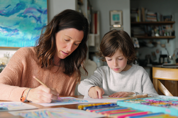 Parent Tips: Encouraging Creative Thinking and Problem Solving