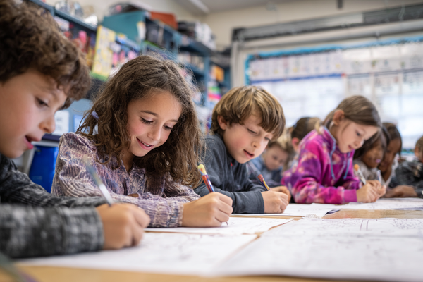 Unit Plan 32 (Grade 2 ELA): Writing Information Booklets with Text Features