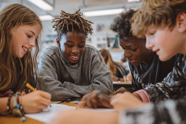 Unit Plan 24 (Grade 7 Math): Comparing Two Populations