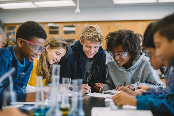 Unit Plan 32 (Grade 8 Science): Analog vs. Digital Signals