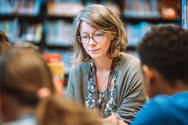 Unit Plan 8 (Grade 5 Library): Summarizing, Theme, and Main Idea