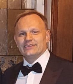 Dr. Nemanja Zarić