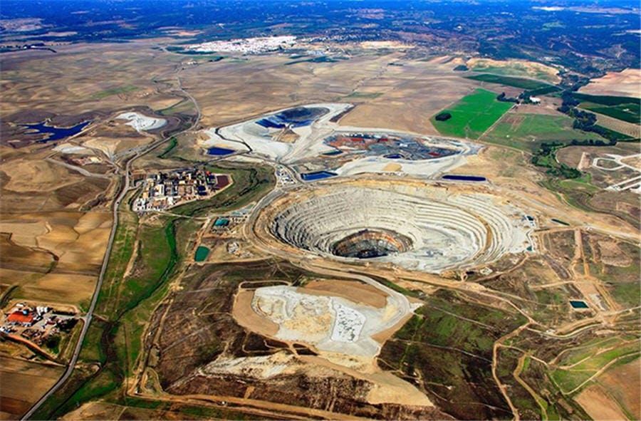 Zambia’s Copper Comeback: Global Investors Race to Secure a Stake in the Country’s Mining Future Post image