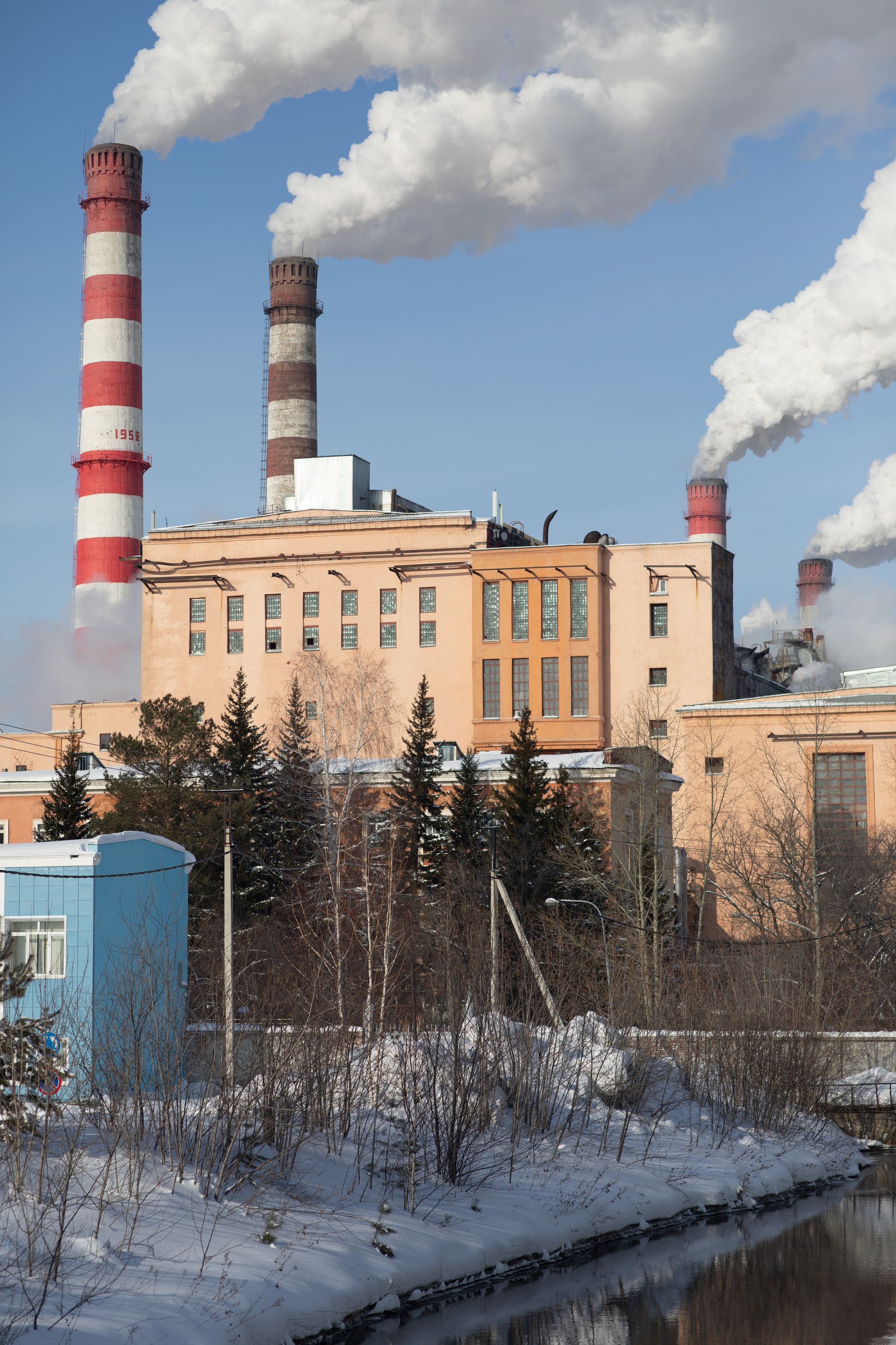 Były senator PiS o miliardach utopionych w Ostrołęce: politycy czują duże pieniądze w energetyce