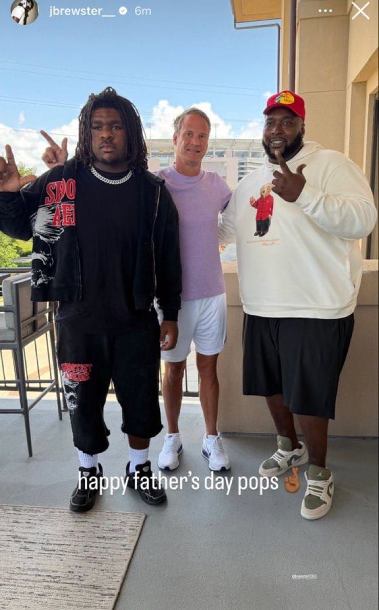 Five-star DL Jalen Brewster, the No. 1 overall prospect in the 2027 class and Texas Tech commit out of Cedar…