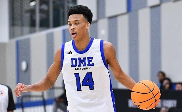 Five-star guard Ryan Hampton, the No. 12 player in the country, committed to Kentucky over LSU and SMU after…