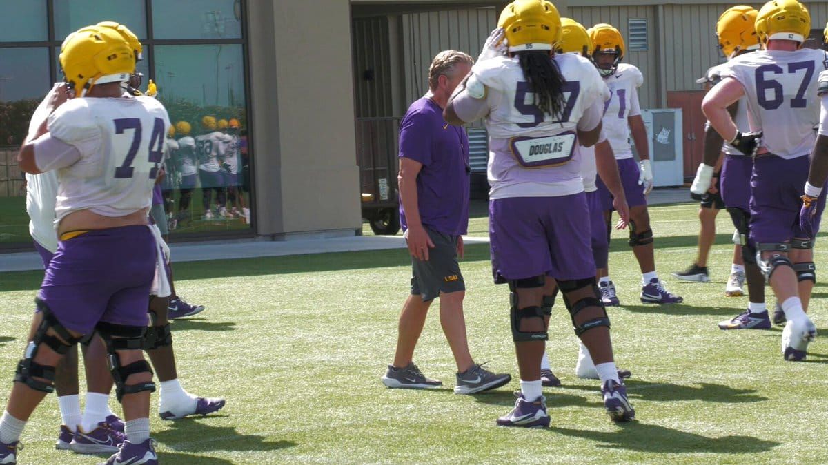 LSU offensive linemen drilled for nearly three minutes Friday morning, emphasizing reps, footwork and…