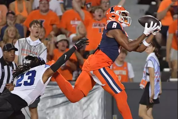 LSU transfer WR Malik Elzy made an impressive diving catch during practice