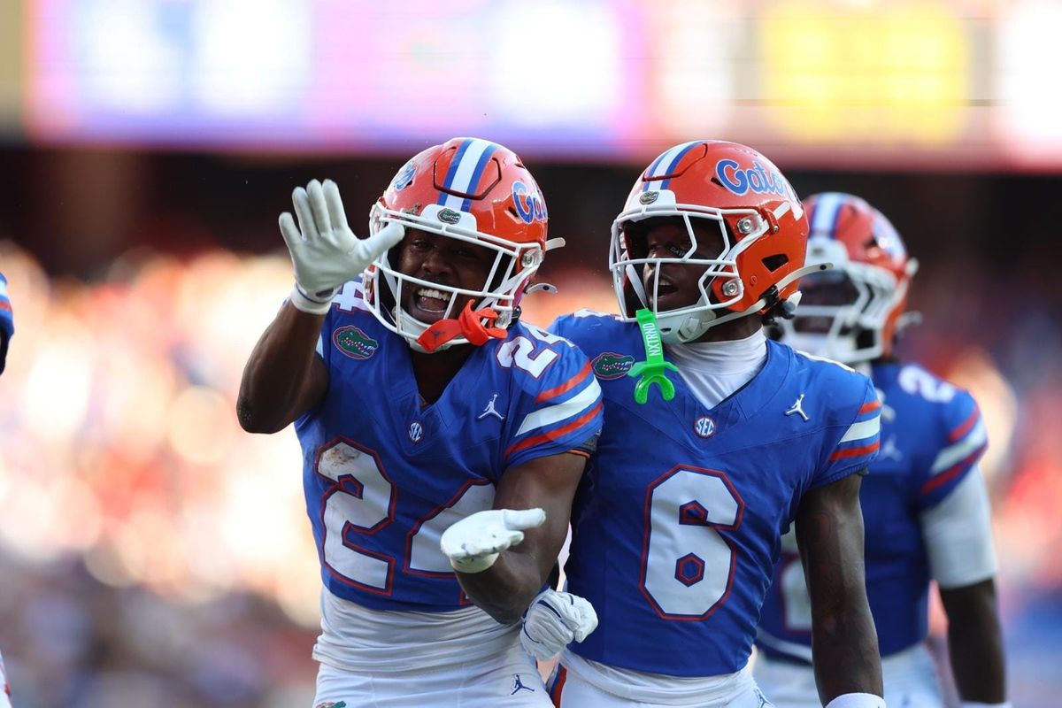 Florida rockets 13 spots to No. 8 after 52-28 thrashing of Ole Miss