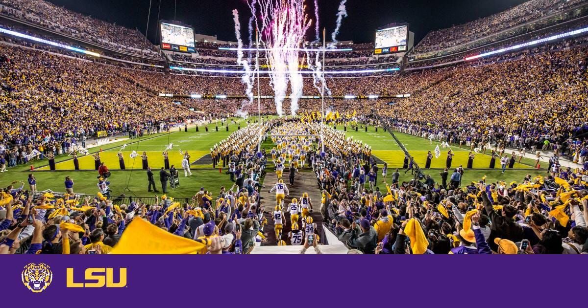 POLL — LSU climbs to No. 7 (was 8) · 2-0, 1 first-place vote