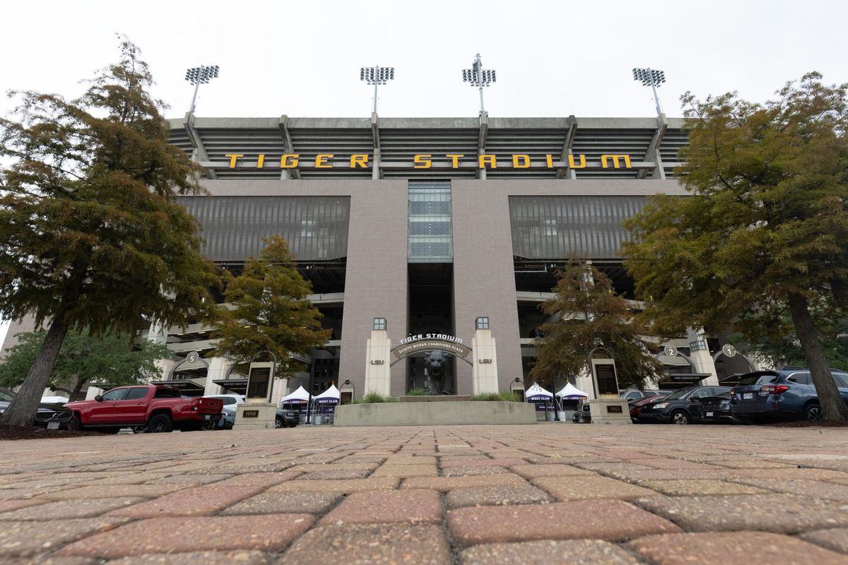 LSU left Wright and Harris off the Friday 105. Cleared by the court Thursday. Not on the Clemson roster. Both still enrolled. Spots open. (Thamel, AP, Reveille)