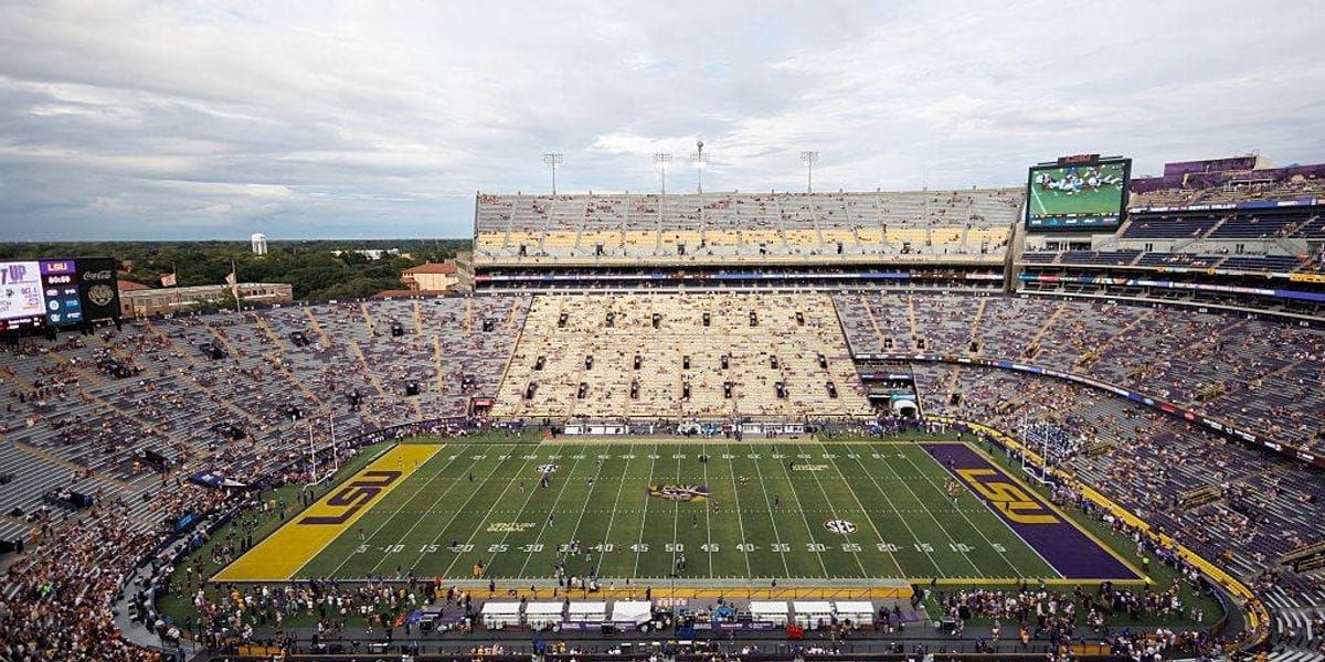 No. 11 LSU buries McNeese 63-14 — 731 yards, school-record 101 plays