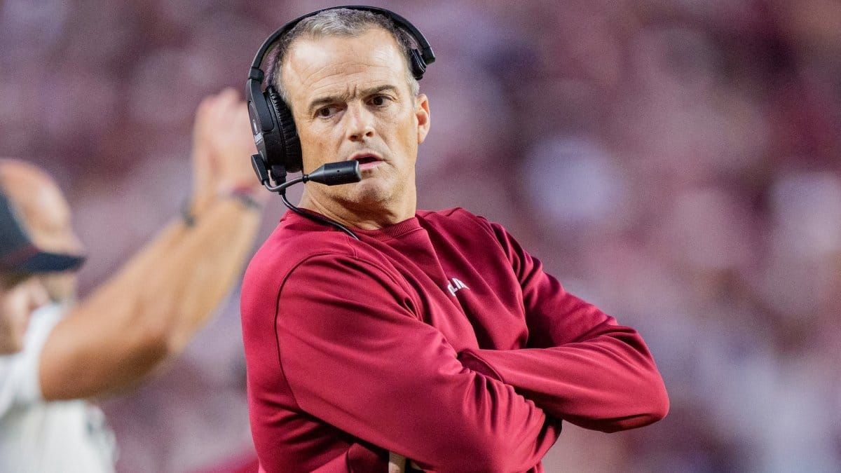 South Carolina is keeping Shane Beamer for now after Kentucky’s comeback; firing him would cost about $24 million