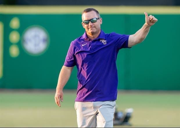Jay Johnson flips one of the nation’s top catchers, Caden Borcherding, from Clemson to LSU baseball