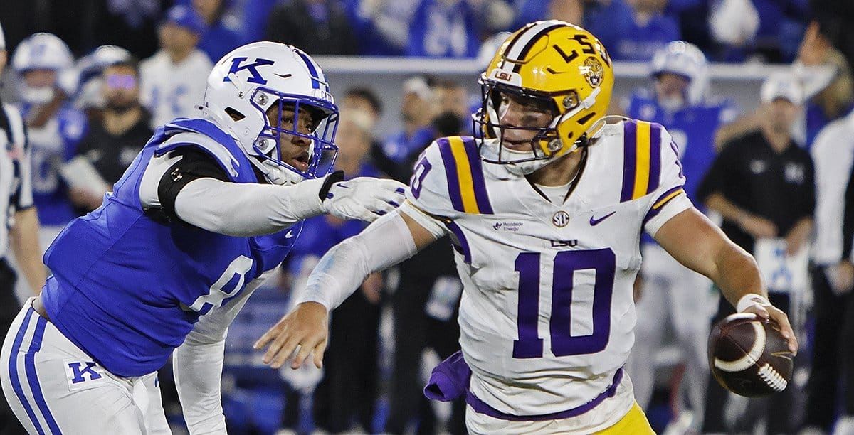 Film: what Kiffin meant when he said Sam Leavitt is getting off his reads too early in the red zone