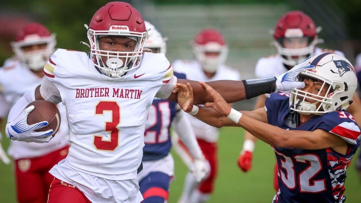 Easton Royal, the five-star New Orleans receiver LSU chased all year, flips from Texas to Florida and shuts down his recruitment
