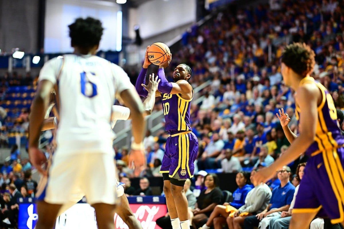 LSU survives McNeese 63-60 in Will Wade’s debut as Michael Ruzic, cleared three hours before tipoff, posts 11 and 16