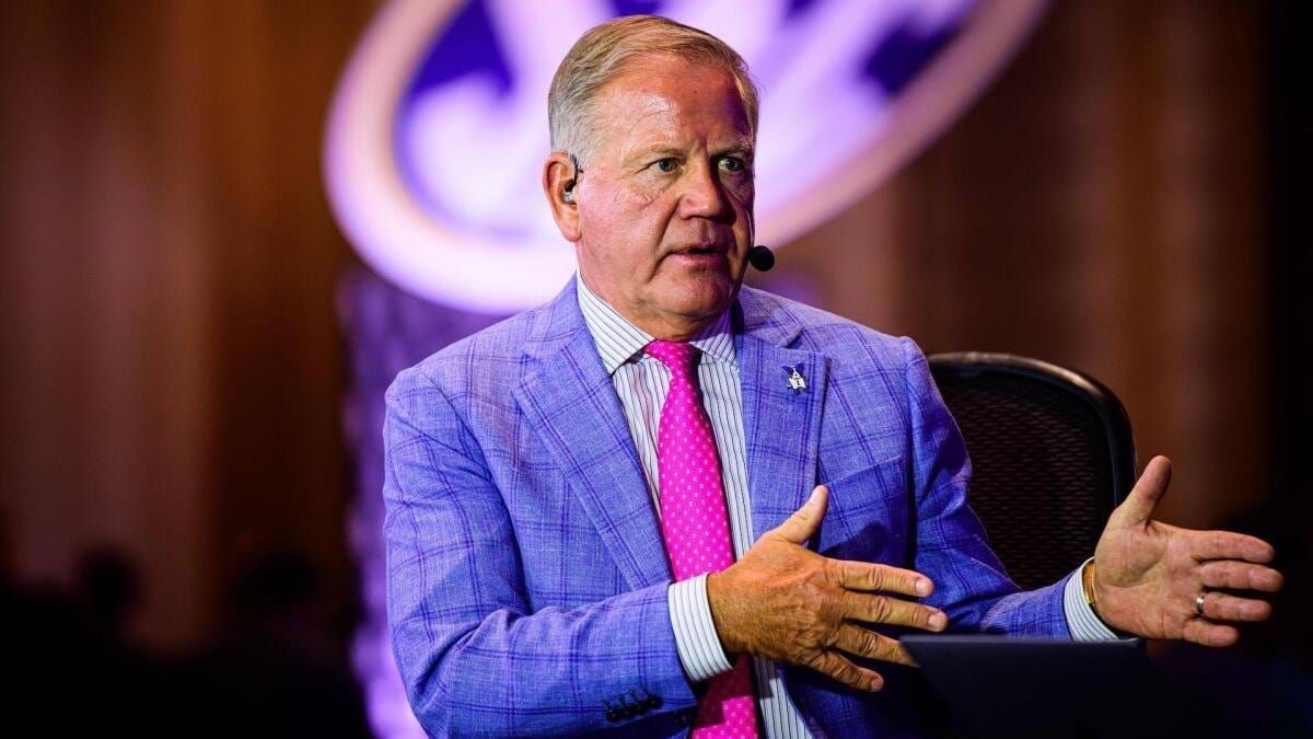 Former LSU coach Brian Kelly picks the Tigers to win at Auburn on CBS Sports’ panel