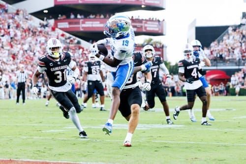Kenny Darby, the Airline receiver LSU dropped after Kiffin arrived, gets the Tigers tonight as one of Kentucky’s top weapons