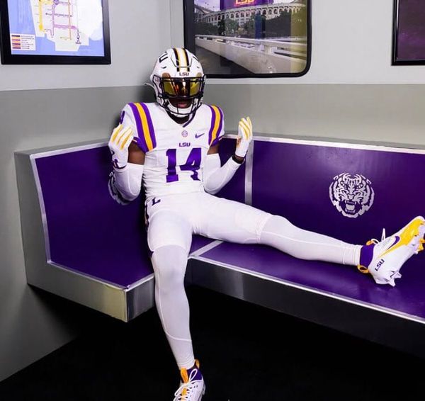 Four-star 2027 safety Davion Jones from Cornelius, N.C., the No. 9 prospect at the position nationally,…