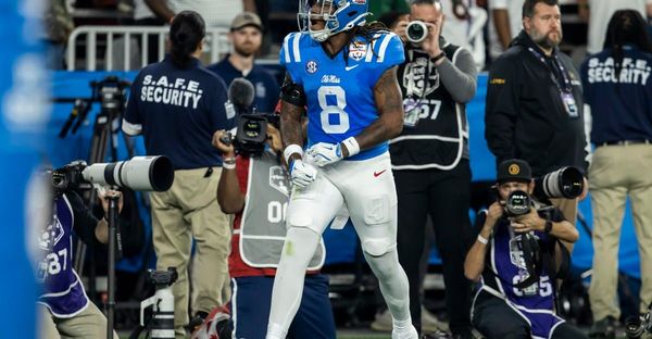 Former Ole Miss tight end Dae’Quan Wright, who posted 39 catches for 635 yards and five touchdowns as a…
