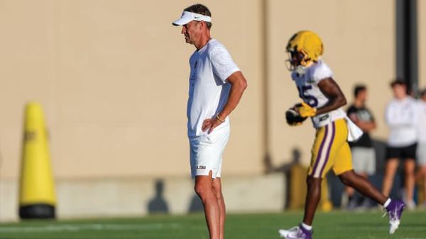 LSU coach Lane Kiffin declined to weigh in on the Jayden Daniels cease-and-desist when he entered the team…