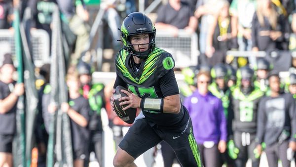 Around college football: Oregon benches Dylan Raiola for first-time starter Brock Thomas vs Nebraska, No. 4 Ohio State visits No. 5 Indiana, and Florida likely starts Tramell Jones Jr. at No. 7 Texas