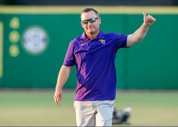 Jay Johnson flips one of the nation’s top catchers, Caden Borcherding, from Clemson to LSU baseball