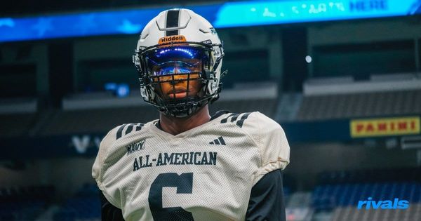 Stick or flip? Nebraska keeps pushing on LSU’s five-star TE commit Ahmad Hudson, and basketball may be the lever