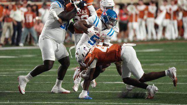 Ole Miss will play Auburn without star RB Kewan Lacy, who dislocated his shoulder at Texas