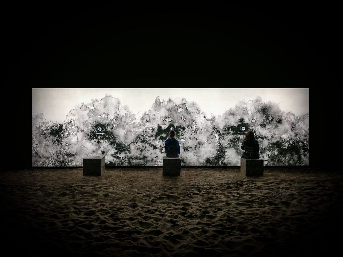 Light-the-Barricades---Beach-