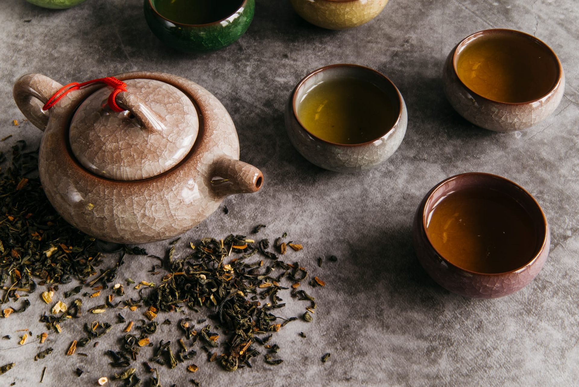 《鏡新聞》從國外紅回台灣 侍茶師以餐茶創造味蕾盛宴