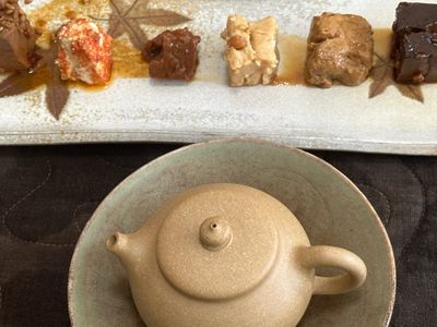 陳年的對話：老豆腐乳遇上渥堆普洱的層次體驗
