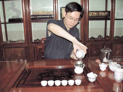 茶農為什麼說「夏日午後能放鬆心情用一杯鐵觀音茶」？