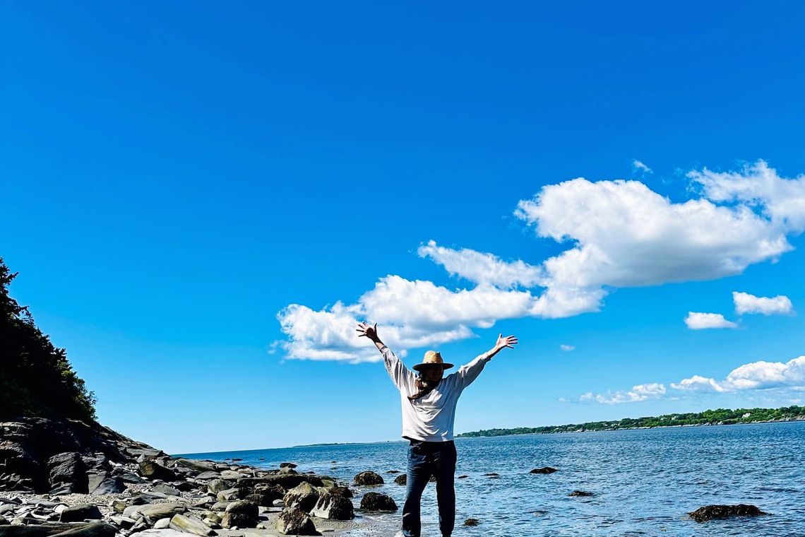 Ocean Breath for Balance - A Grounding Breathwork Practice with Laura Haraka | 5 min