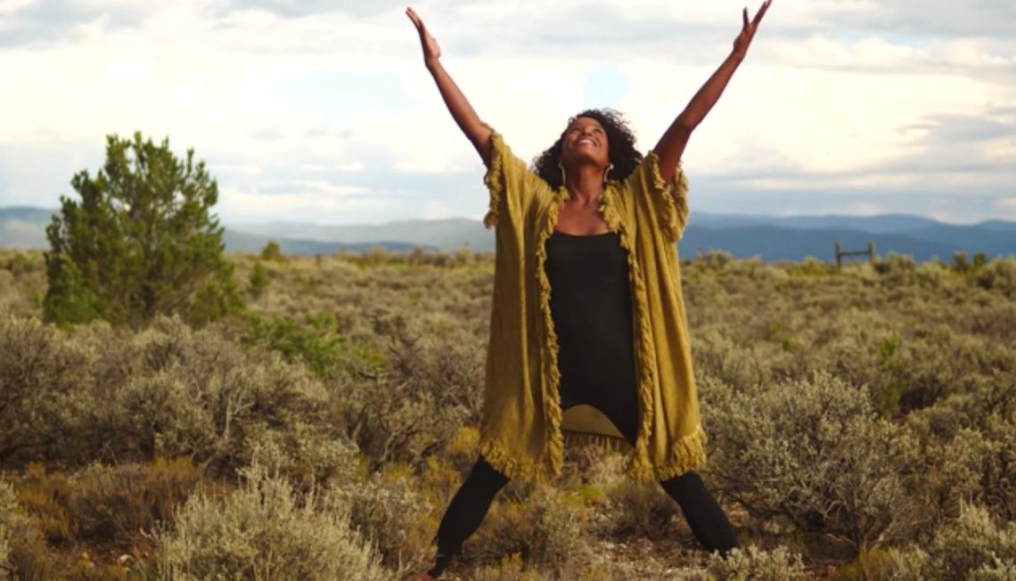 Confidence Booster Breathwork: Using Your Voice with Zee Clarke | 3 min