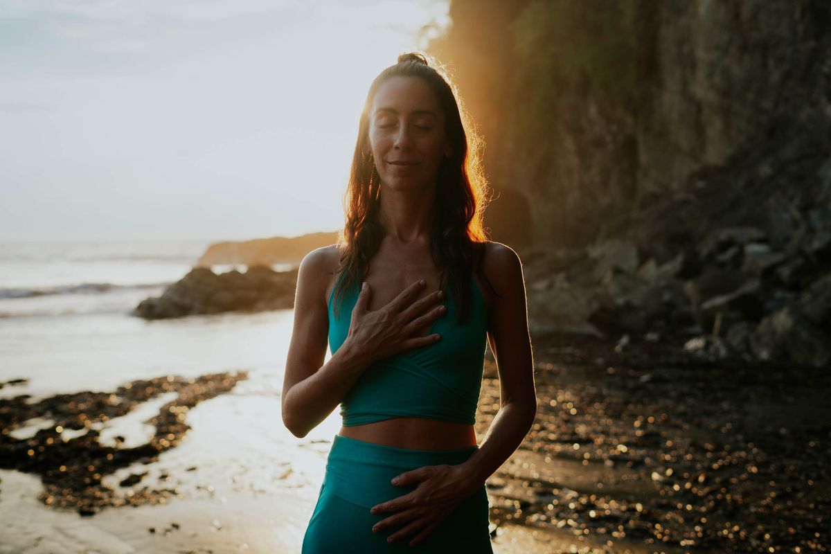 Gratitude Practice - Dance #1 with Aliza Rivka of Mariposa Movement | 20 min