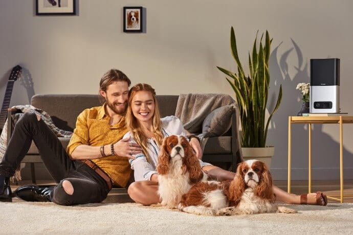 Petcube Bites pet camera with treat dispenser