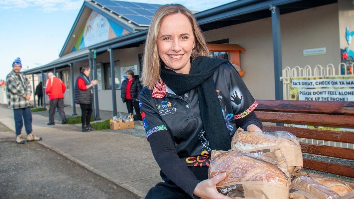 Lions lend a helping paw to Tailem Bend food relief service