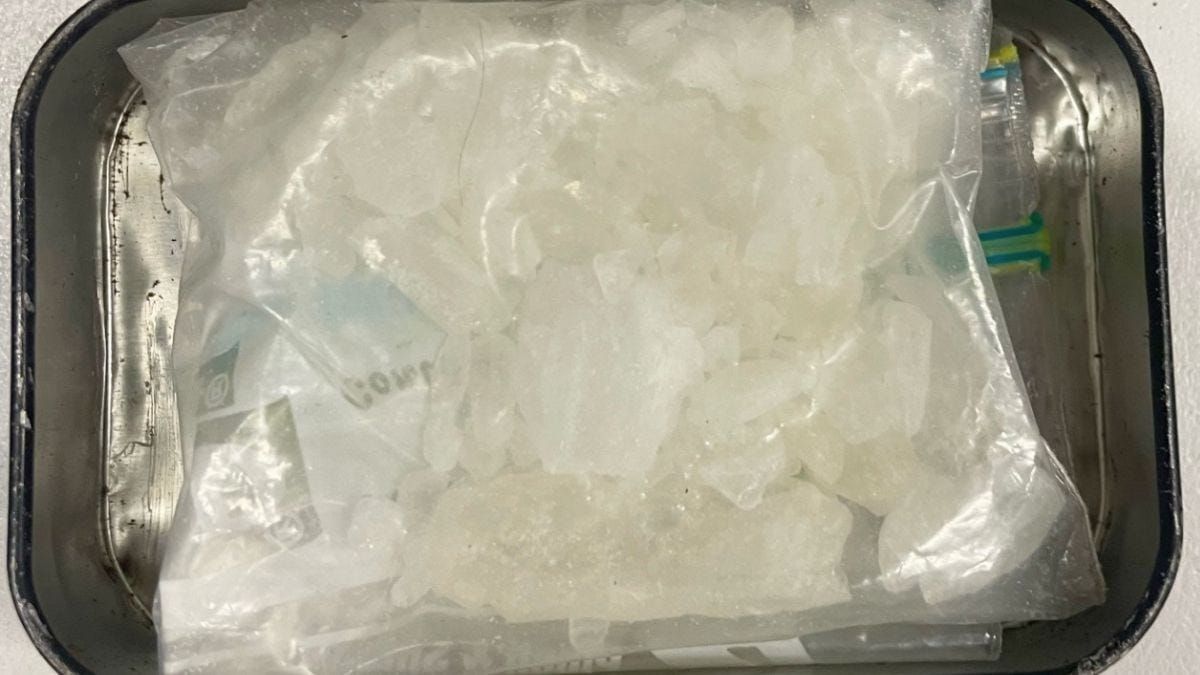 Police arrest four over drug trafficking, thefts