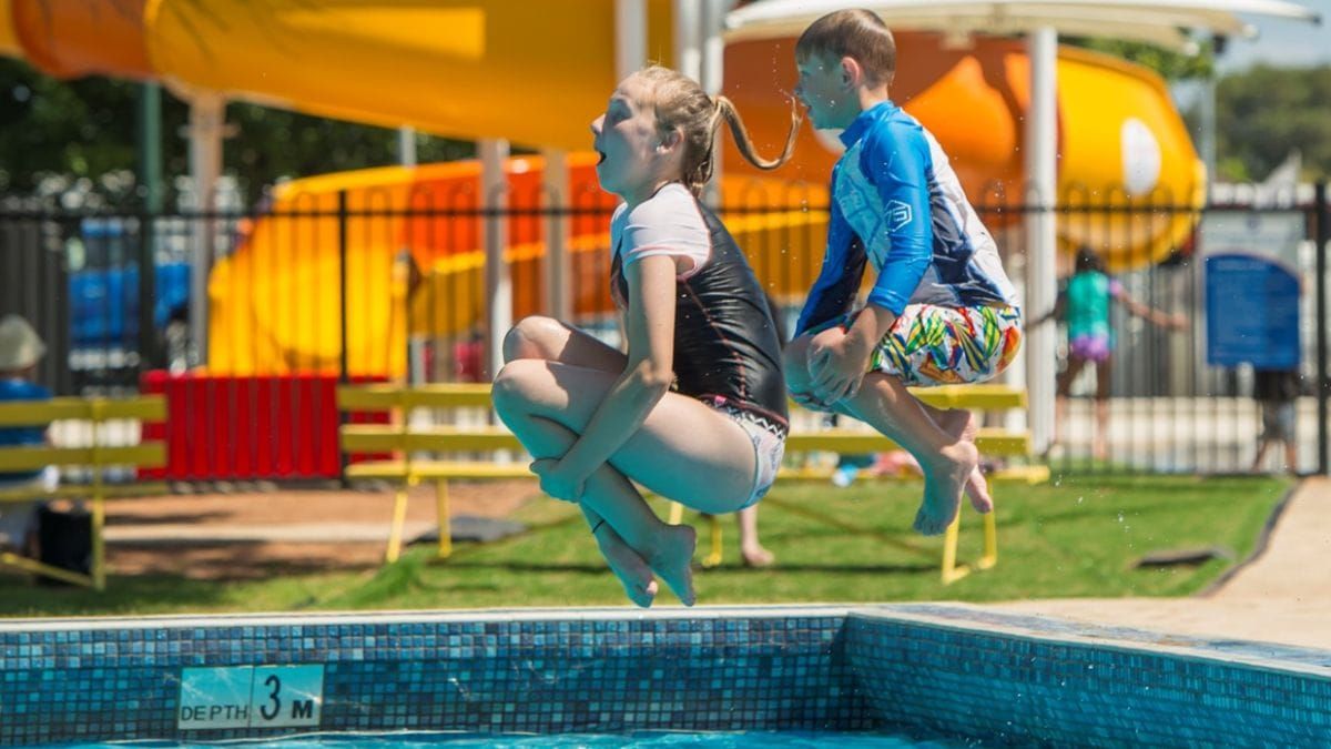 Swimming season will soon begin in Murray Bridge