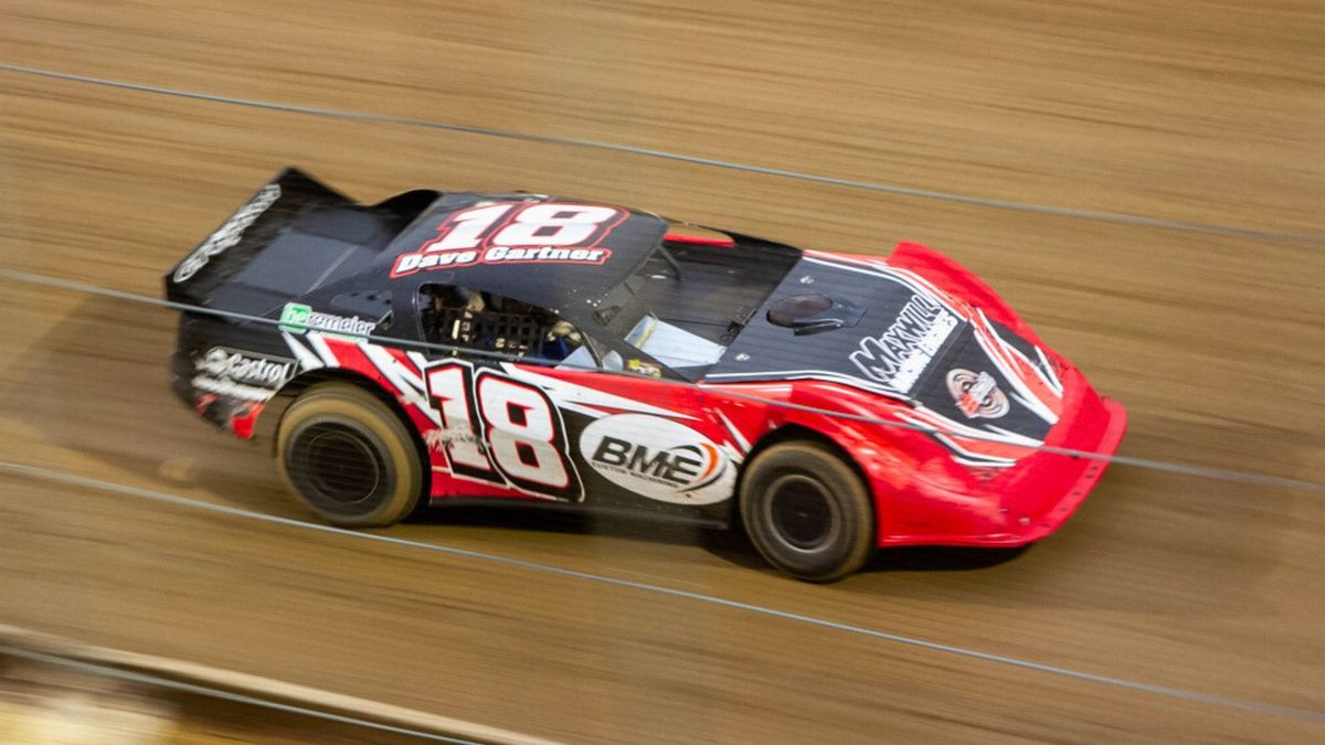 Field revealed for National Super Sedan Title in Murray Bridge