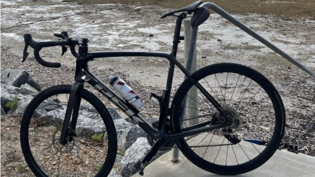 Road bike stolen in Murray Bridge