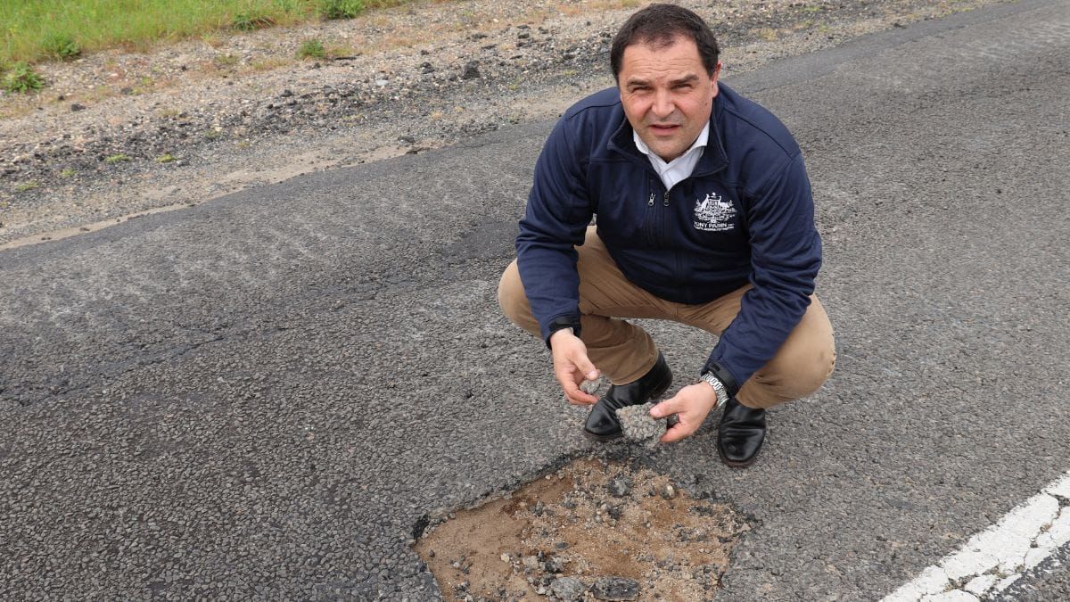 Coalition would spend more on roads and infrastructure if elected