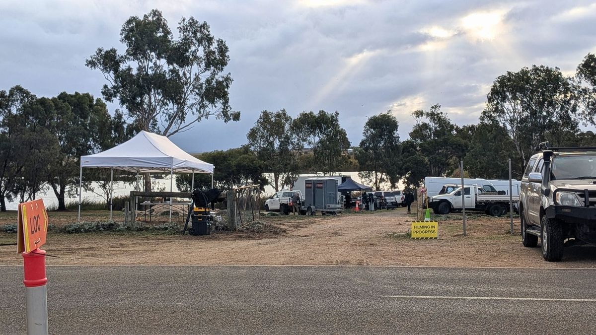 Mystery surrounds film shoots at Riverglades and Callington