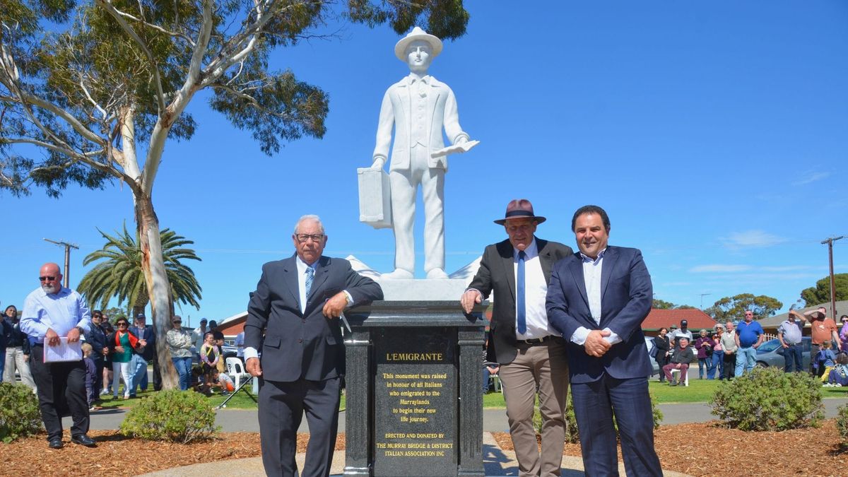 Viva l’Italia: New Murraylands monument celebrates a migrant community