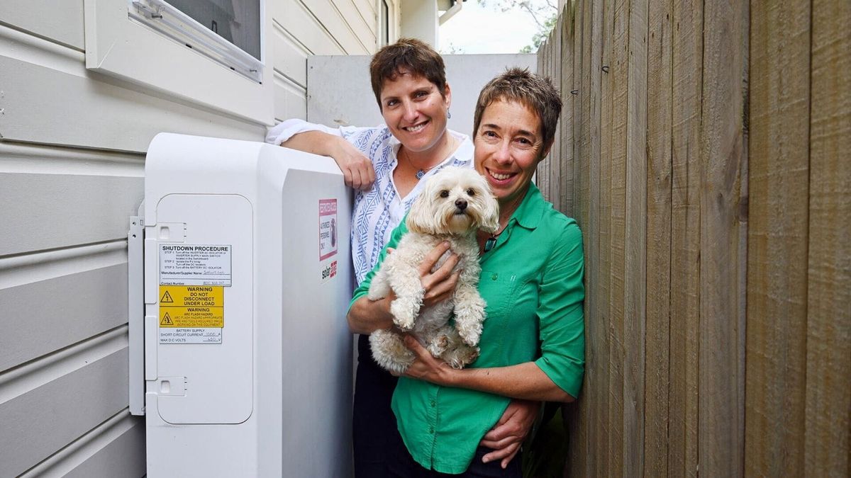 Home battery rebates are changing – here’s what that means for you