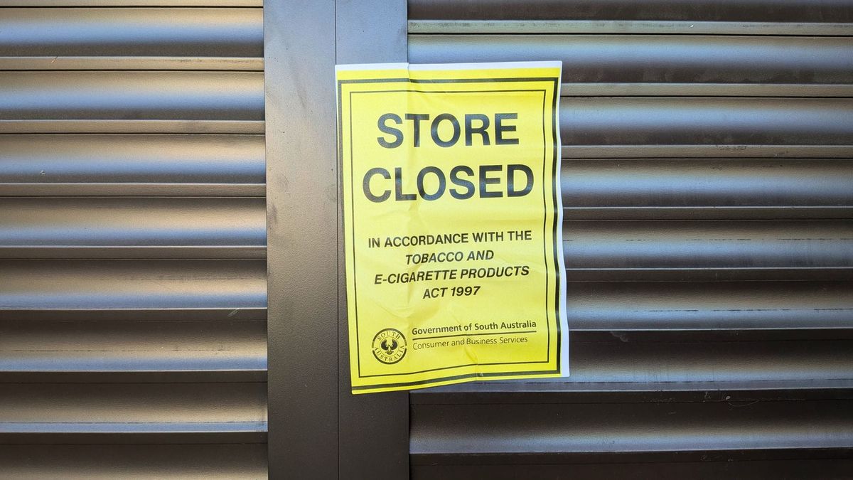 Murray Bridge smoke shops closed again