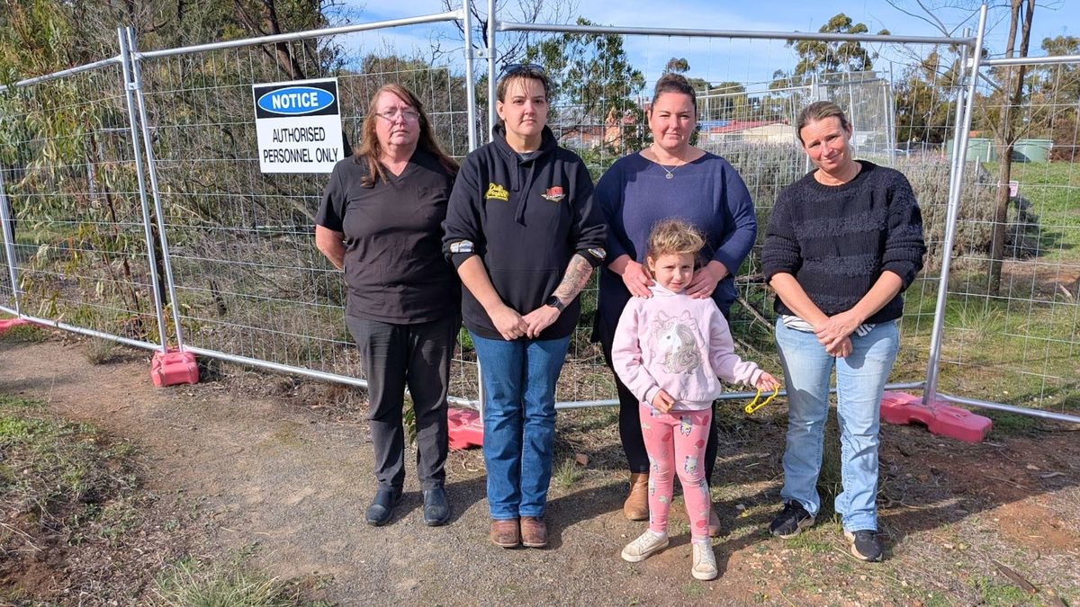 Fix the sinkhole at Callington school, parents urge SA’s Department for Education